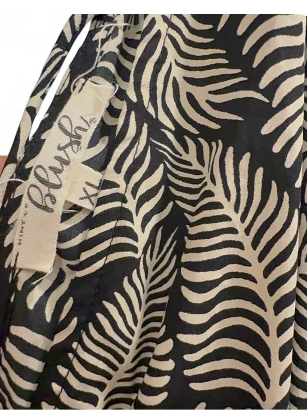 Lush Brown and Tan Fern Print Maxi Dress - Picture 5 of 7